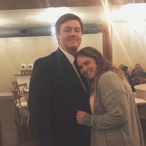 Meet your Posher, Alicia